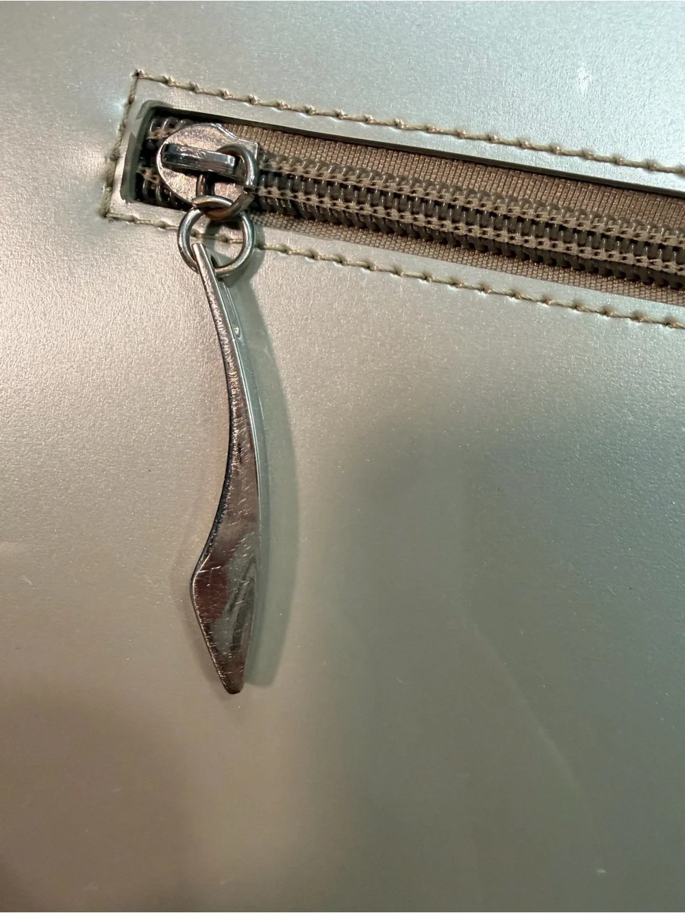 VINTAGE/RARE FIND Beijo London Paris New York Patent Satchel Taupe Black